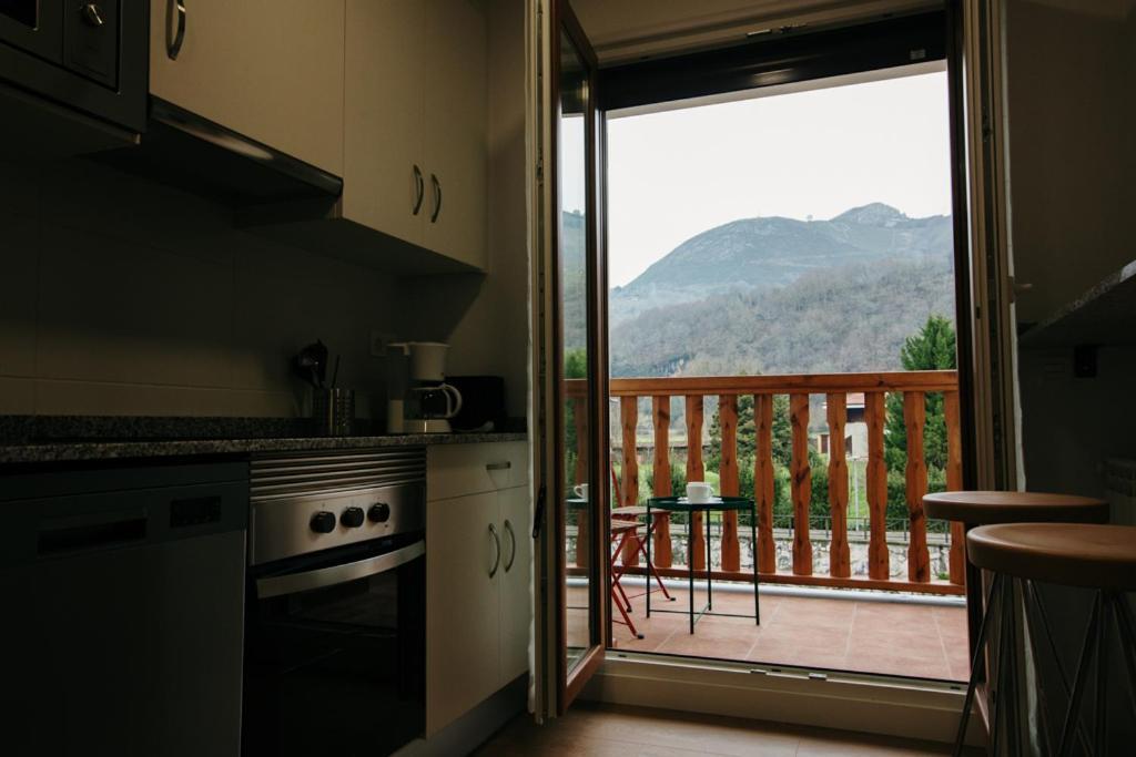 Apartamentos Tiu Enrique 4 Piso Onís Εξωτερικό φωτογραφία
