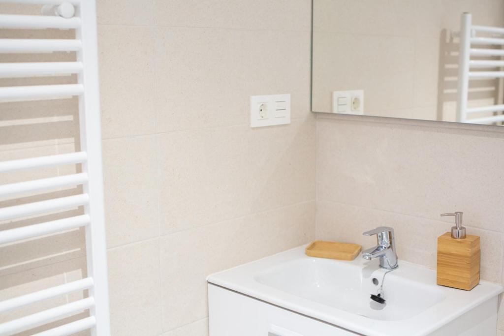 Apartamentos Tiu Enrique 4 Piso Onís Εξωτερικό φωτογραφία